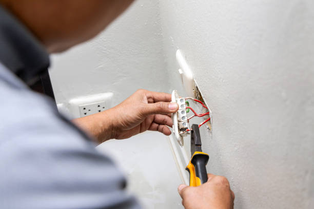 Best Electrical Troubleshooting Services  in Collinsvle, IL