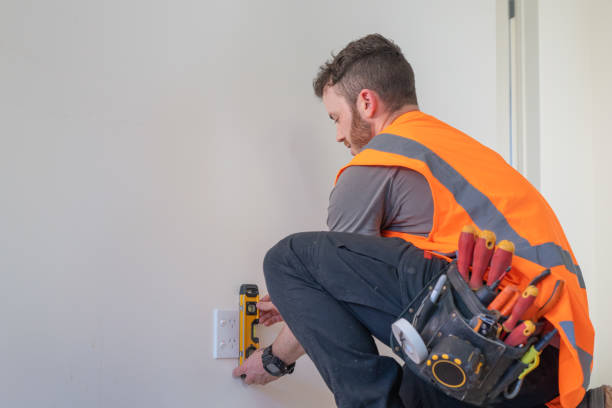 Best Electrician Near Me  in Collinsvle, IL